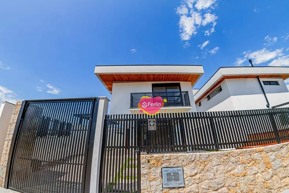 Foto 3 de Casa com 3 quartos à venda, 235m2 em Rio Tavares, Florianopolis - SC