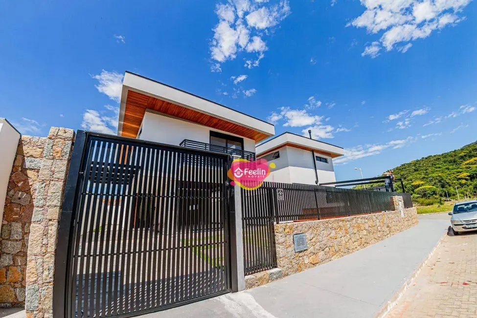 Foto 4 de Casa com 3 quartos à venda, 235m2 em Rio Tavares, Florianopolis - SC