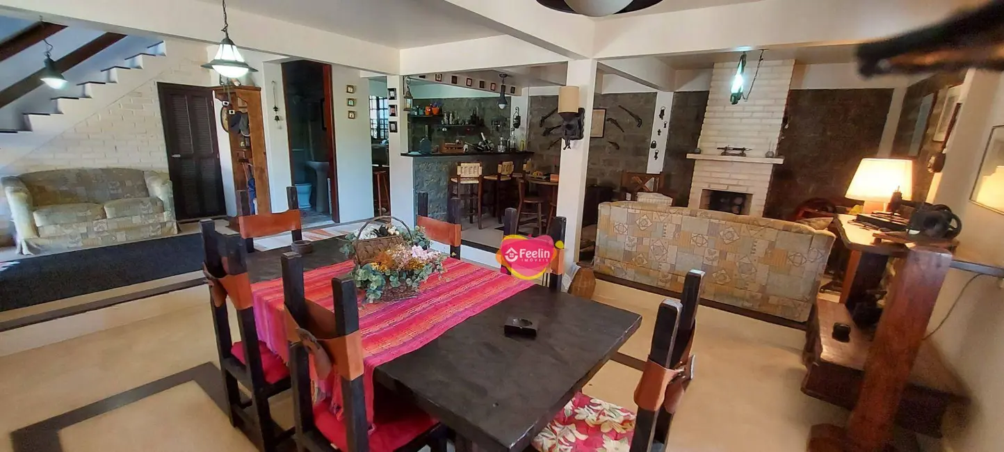 Foto 5 de Casa com 3 quartos à venda, 380m2 em Armação do Pântano do Sul, Florianopolis - SC