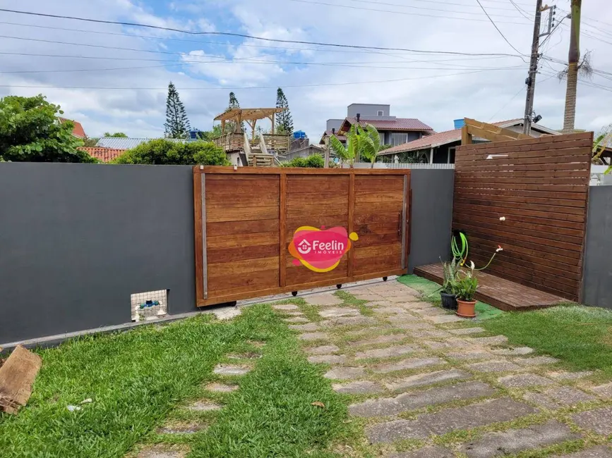 Foto 43 de Casa com 3 quartos para alugar, 450m2 em Campeche, Florianopolis - SC