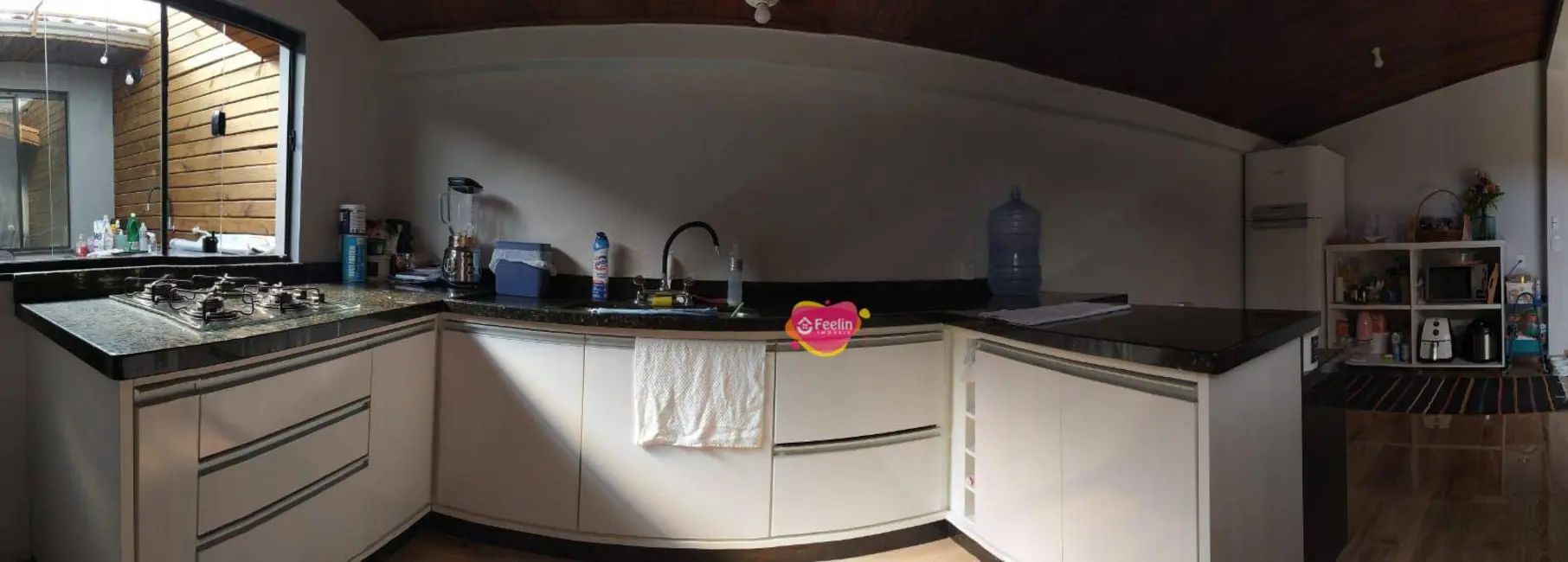 Casa com 3 quartos para alugar, 450m2 em Campeche, Florianopolis - SC - imagem 6 Foto 6 de Casa com 3 quartos para alugar, 450m2 em Campeche, Florianopolis - SC