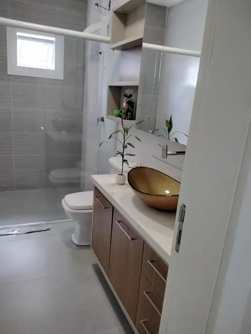 Casa com 3 quartos à venda, 450m2 em Florianopolis - SC - imagem 8 Foto 8 de Casa com 3 quartos à venda, 450m2 em Florianopolis - SC