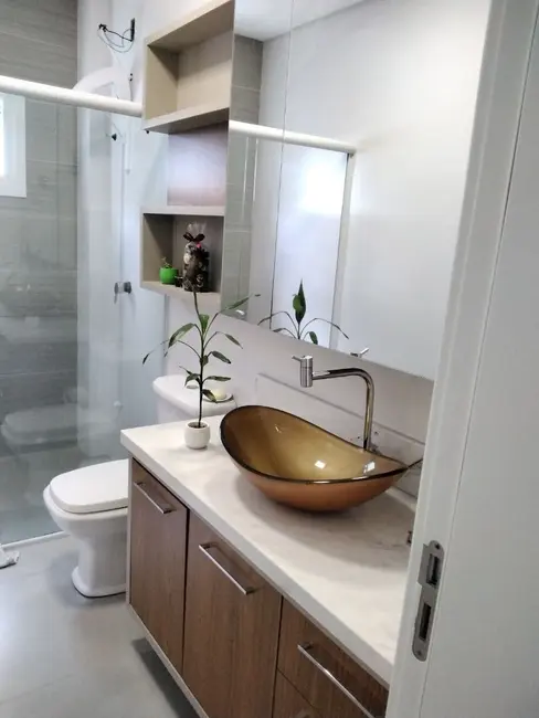 Casa com 3 quartos à venda, 450m2 em Florianopolis - SC - imagem 9 Foto 9 de Casa com 3 quartos à venda, 450m2 em Florianopolis - SC