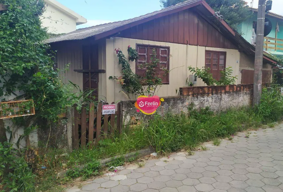 Terreno / Lote à venda, 182m2 em Morro das Pedras, Florianopolis - SC - imagem 2 Foto 2 de Terreno / Lote à venda, 182m2 em Morro das Pedras, Florianopolis - SC