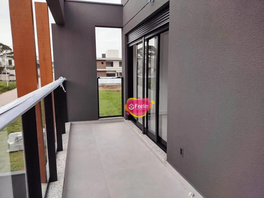 Foto 6 de Casa com 3 quartos à venda, 170m2 em Rio Tavares, Florianopolis - SC