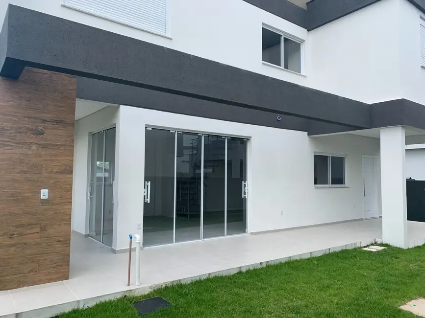 Foto 3 de Casa com 3 quartos à venda, 202m2 em Campeche, Florianopolis - SC