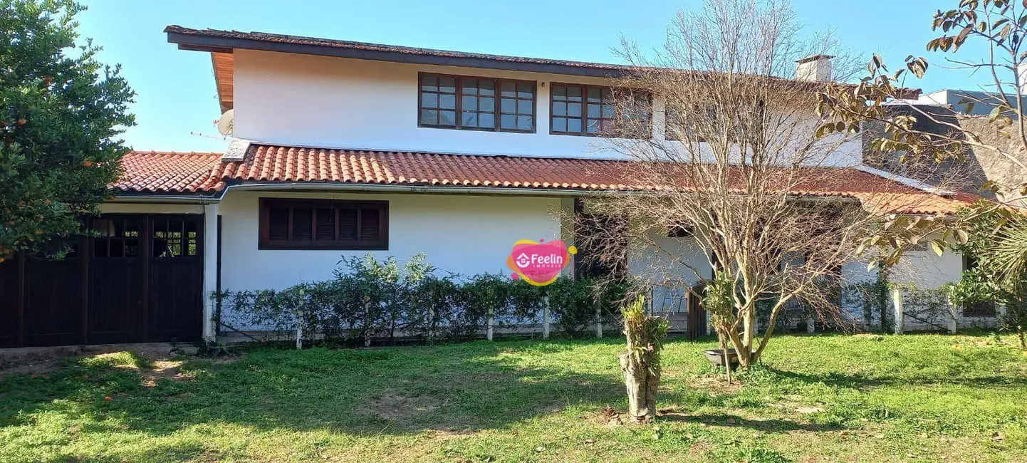 Foto 1 de Casa com 4 quartos à venda, 822m2 em Rio Tavares, Florianopolis - SC