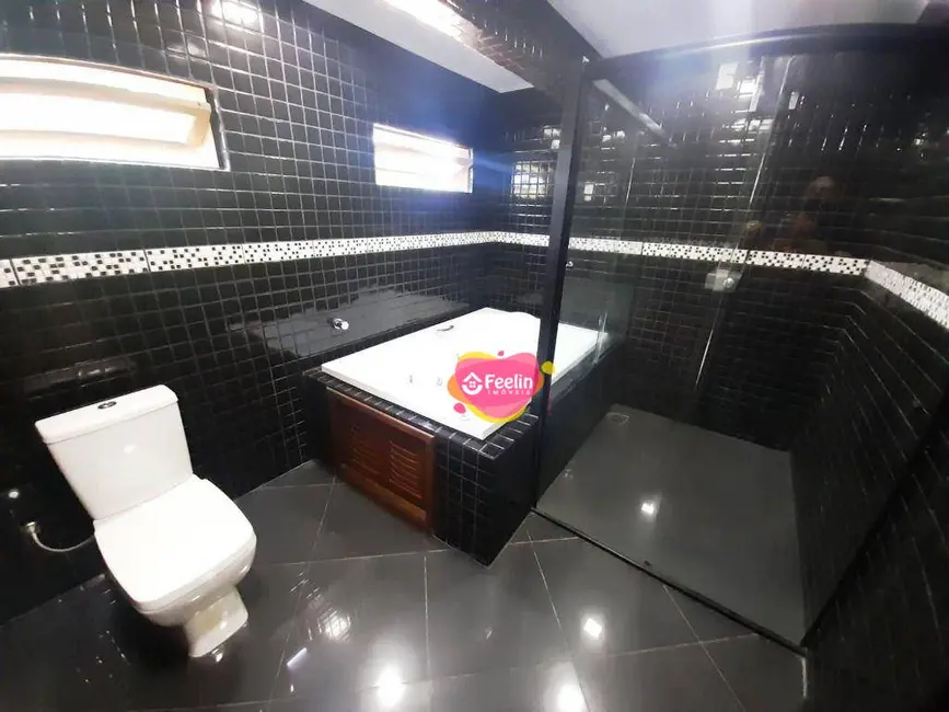Casa com 4 quartos à venda, 822m2 em Rio Tavares, Florianopolis - SC - imagem 3 Foto 3 de Casa com 4 quartos à venda, 822m2 em Rio Tavares, Florianopolis - SC