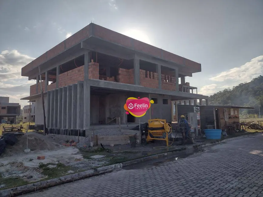 Foto 8 de Casa com 3 quartos à venda, 225m2 em Rio Tavares, Florianopolis - SC