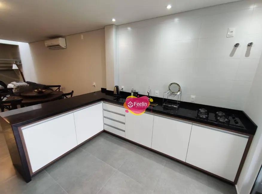Casa com 3 quartos à venda, 141m2 em Campeche, Florianopolis - SC - imagem 5 Foto 5 de Casa com 3 quartos à venda, 141m2 em Campeche, Florianopolis - SC
