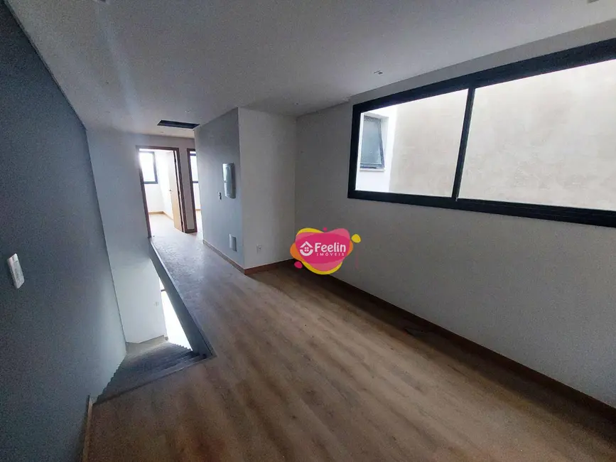 Casa com 3 quartos à venda, 150m2 em Campeche, Florianopolis - SC - imagem 5 Foto 5 de Casa com 3 quartos à venda, 150m2 em Campeche, Florianopolis - SC
