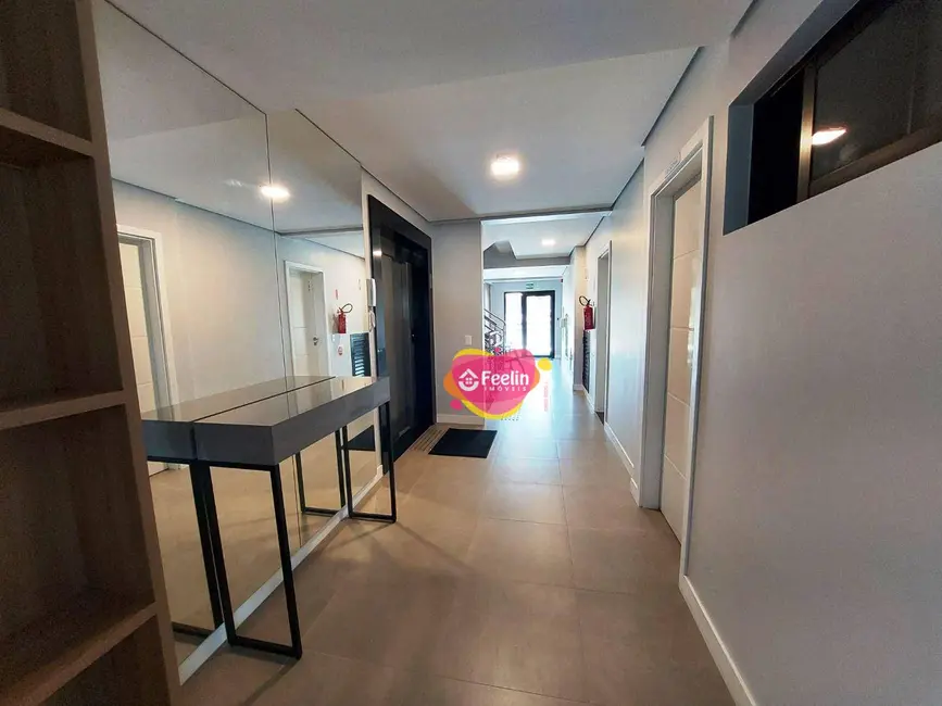 Apartamento com 3 quartos à venda, 94m2 em Pântano do Sul, Florianopolis - SC - imagem 8 Foto 8 de Apartamento com 3 quartos à venda, 94m2 em Pântano do Sul, Florianopolis - SC