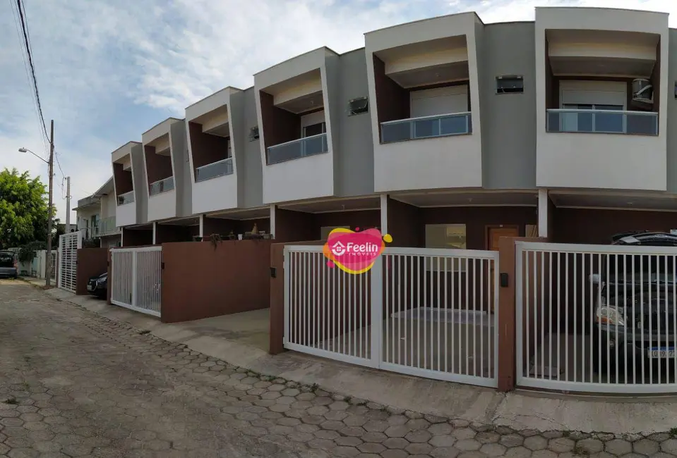 Foto 2 de Casa com 2 quartos para alugar, 115m2 em Campeche, Florianopolis - SC