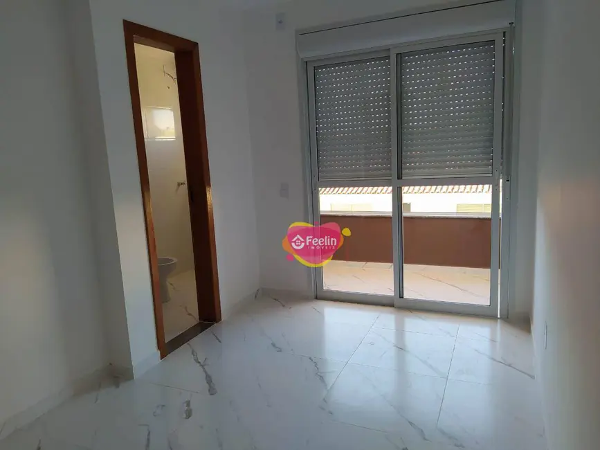 Casa com 2 quartos para alugar, 115m2 em Campeche, Florianopolis - SC - imagem 8 Foto 8 de Casa com 2 quartos para alugar, 115m2 em Campeche, Florianopolis - SC