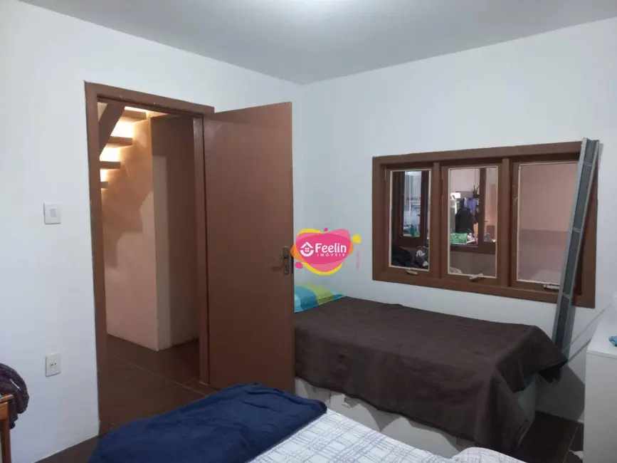 Casa com 5 quartos à venda, 300m2 em Campeche, Florianopolis - SC - imagem 6 Foto 6 de Casa com 5 quartos à venda, 300m2 em Campeche, Florianopolis - SC