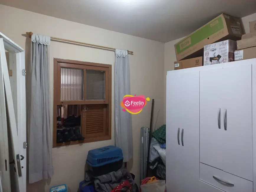 Casa com 5 quartos à venda, 300m2 em Campeche, Florianopolis - SC - imagem 5 Foto 5 de Casa com 5 quartos à venda, 300m2 em Campeche, Florianopolis - SC