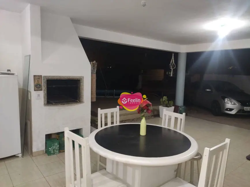 Casa com 4 quartos para alugar, 400m2 em Rio Tavares, Florianopolis - SC - imagem 5 Foto 5 de Casa com 4 quartos para alugar, 400m2 em Rio Tavares, Florianopolis - SC