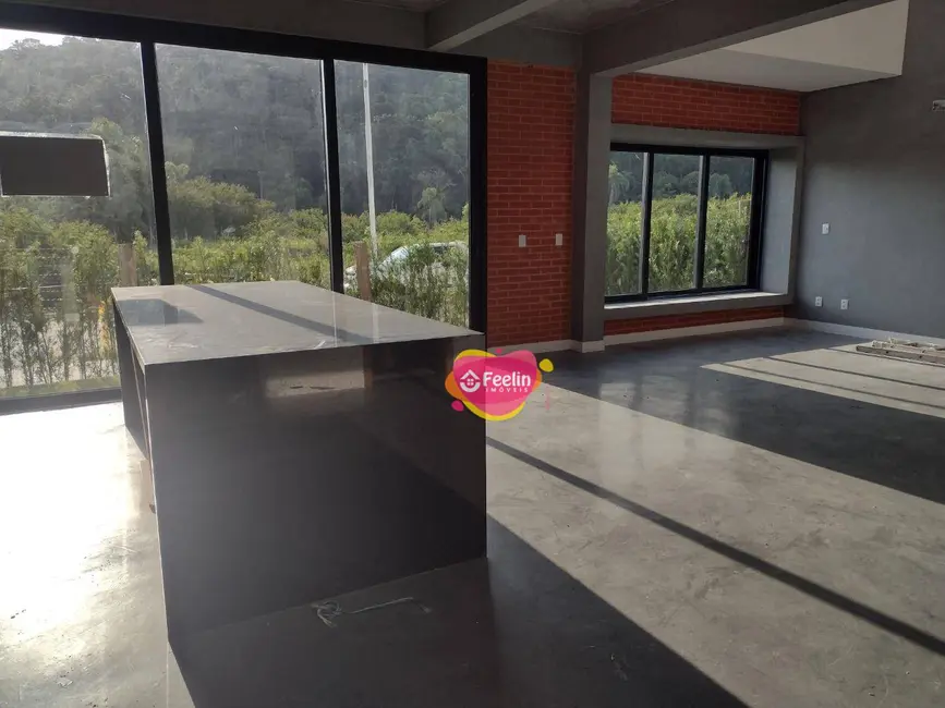 Foto 9 de Casa com 3 quartos à venda, 225m2 em Rio Tavares, Florianopolis - SC