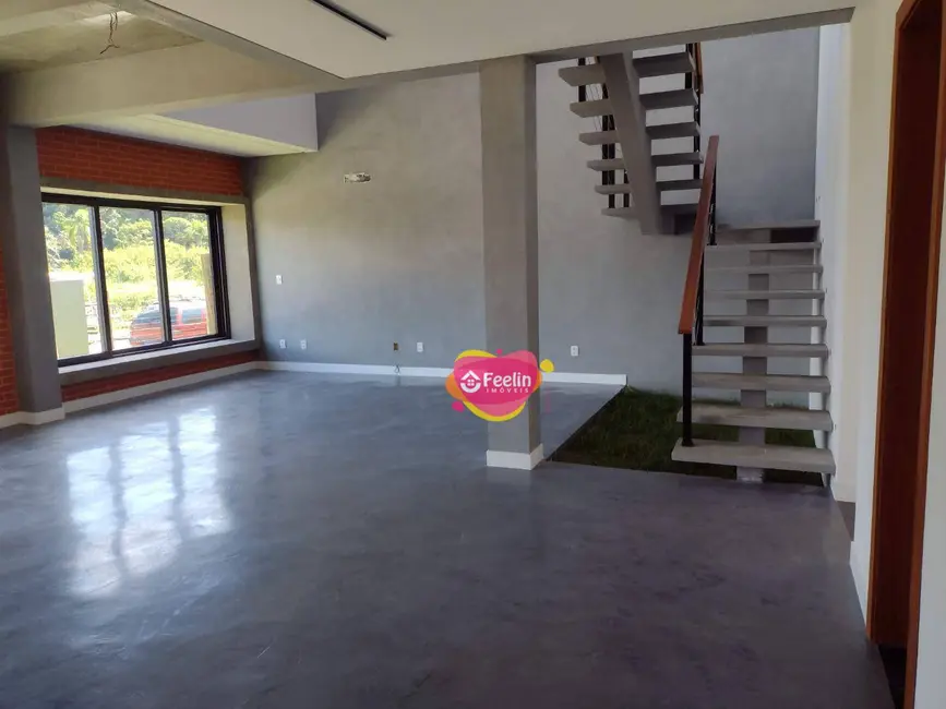 Foto 6 de Casa com 3 quartos à venda, 225m2 em Rio Tavares, Florianopolis - SC