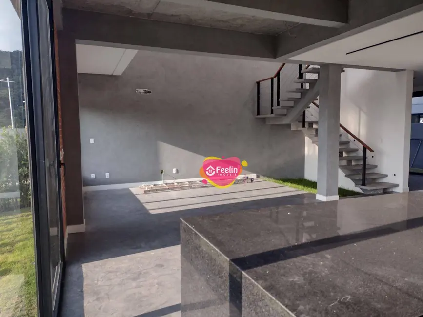 Foto 8 de Casa com 3 quartos à venda, 225m2 em Rio Tavares, Florianopolis - SC