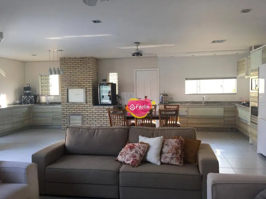 Foto 8 de Casa com 4 quartos à venda, 360m2 em Carianos, Florianopolis - SC