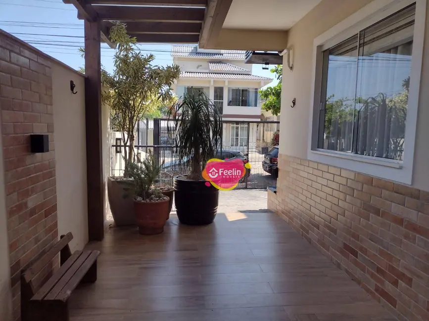 Foto 4 de Casa com 3 quartos à venda, 151m2 em Rio Tavares, Florianopolis - SC