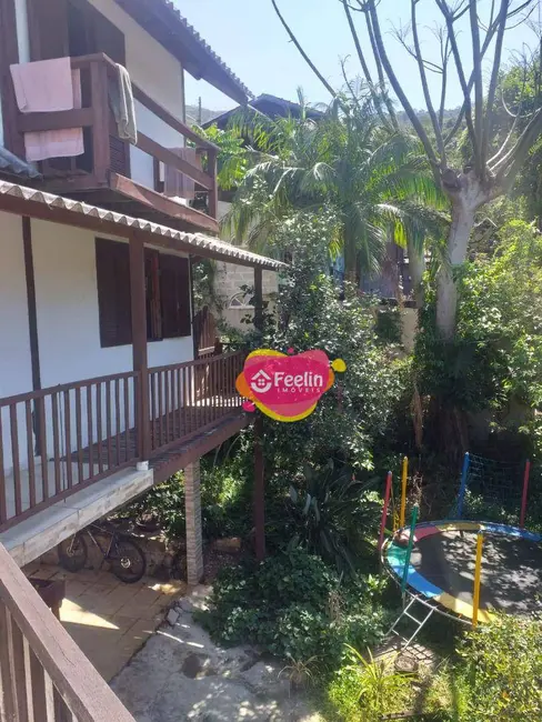 Foto 2 de Casa com 4 quartos à venda, 300m2 em Armação do Pântano do Sul, Florianopolis - SC