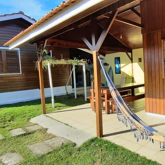 Foto 3 de Casa com 2 quartos à venda, 550m2 em Florianopolis - SC
