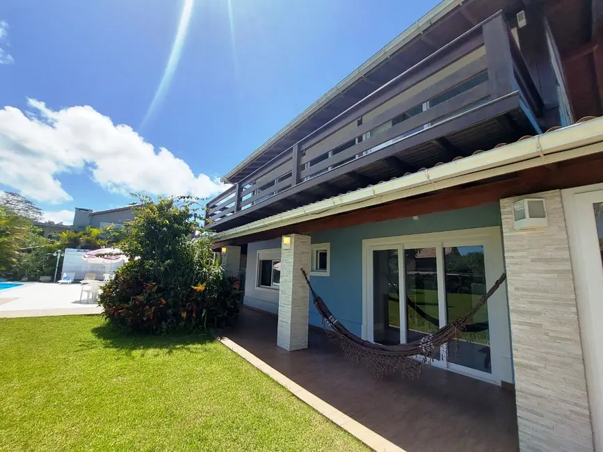 Casa com 4 quartos à venda, 1015m2 em Armação do Pântano do Sul, Florianopolis - SC - imagem 6 Foto 6 de Casa com 4 quartos à venda, 1015m2 em Armação do Pântano do Sul, Florianopolis - SC