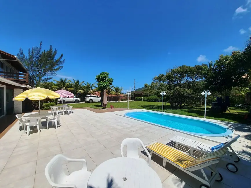 Casa com 4 quartos à venda, 1015m2 em Armação do Pântano do Sul, Florianopolis - SC - imagem 5 Foto 5 de Casa com 4 quartos à venda, 1015m2 em Armação do Pântano do Sul, Florianopolis - SC