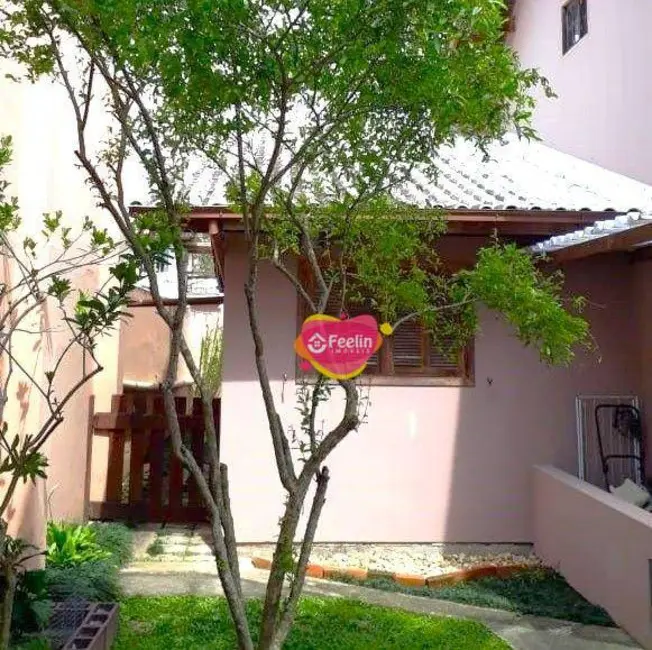 Casa com 4 quartos à venda, 408m2 em Rio Tavares, Florianopolis - SC - imagem 4 Foto 4 de Casa com 4 quartos à venda, 408m2 em Rio Tavares, Florianopolis - SC