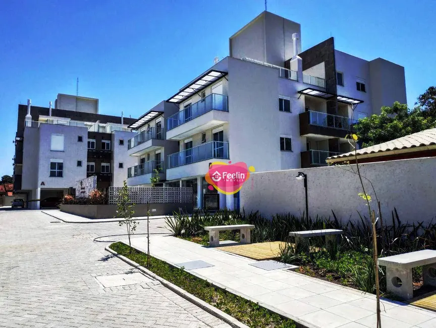Apartamento com 3 quartos para alugar, 128m2 em Campeche, Florianopolis - SC - imagem 3 Foto 3 de Apartamento com 3 quartos para alugar, 128m2 em Campeche, Florianopolis - SC