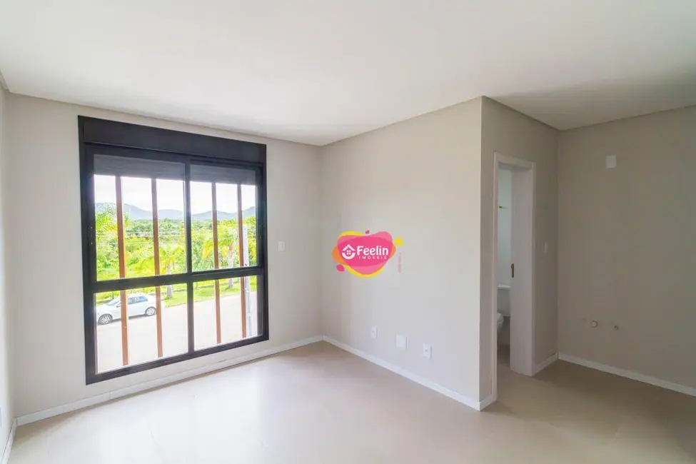 Foto 9 de Casa com 3 quartos à venda, 121m2 em Florianopolis - SC