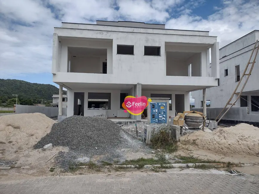 Foto 7 de Casa com 3 quartos à venda, 225m2 em Rio Tavares, Florianopolis - SC