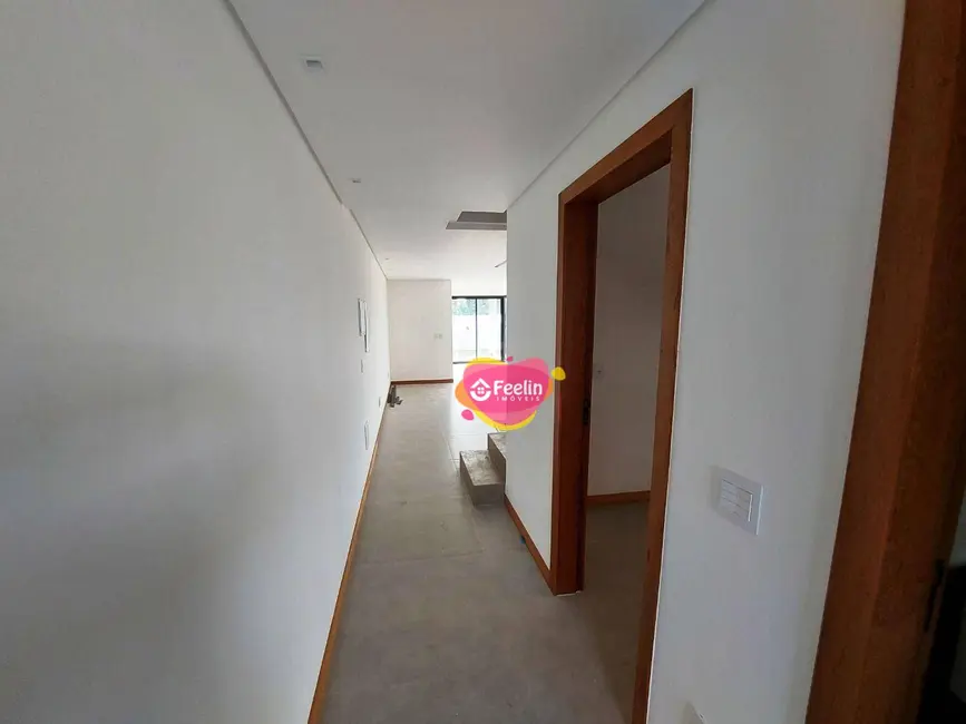 Foto 5 de Casa com 3 quartos à venda, 144m2 em Campeche, Florianopolis - SC