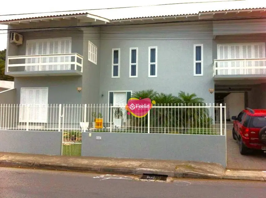 Foto 1 de Casa com 4 quartos à venda, 589m2 em Rio Tavares, Florianopolis - SC