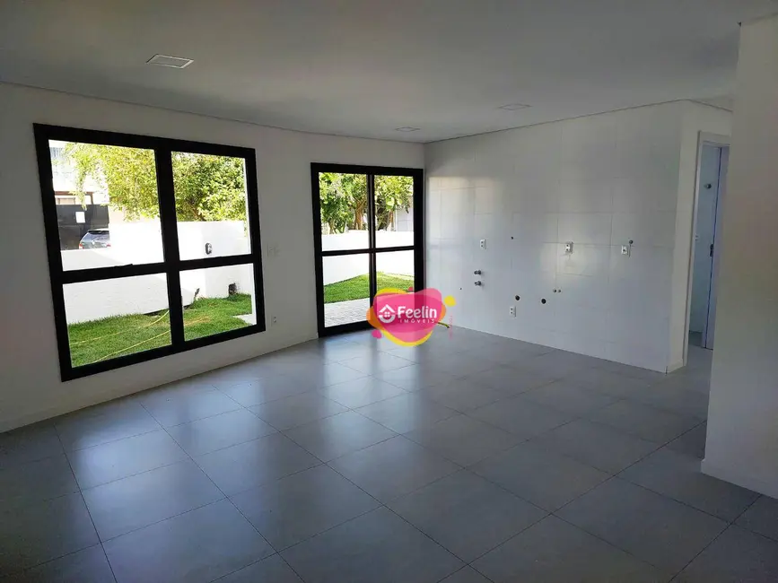 Foto 3 de Casa com 3 quartos à venda, 207m2 em Campeche, Florianopolis - SC