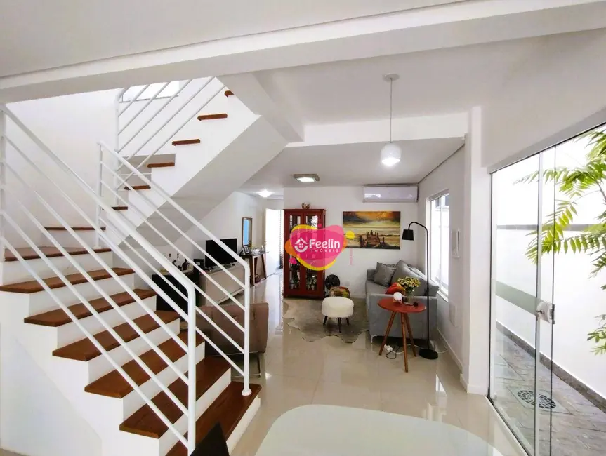Foto 1 de Casa com 3 quartos à venda, 142m2 em Ribeirão da Ilha, Florianopolis - SC