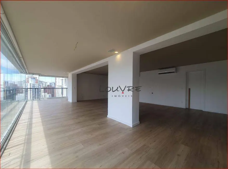 Apartamento com 4 quartos para alugar, 226m2 em Vila Nova Conceição, São Paulo - SP - imagem 6 Foto 6 de Apartamento com 4 quartos para alugar, 226m2 em Vila Nova Conceição, São Paulo - SP