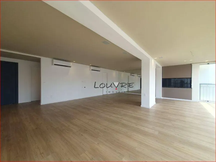 Apartamento com 4 quartos para alugar, 226m2 em Vila Nova Conceição, São Paulo - SP - imagem 5 Foto 5 de Apartamento com 4 quartos para alugar, 226m2 em Vila Nova Conceição, São Paulo - SP