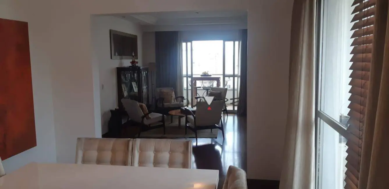 Foto 7 de Apartamento com 4 quartos à venda, 240m2 em Moema, São Paulo - SP