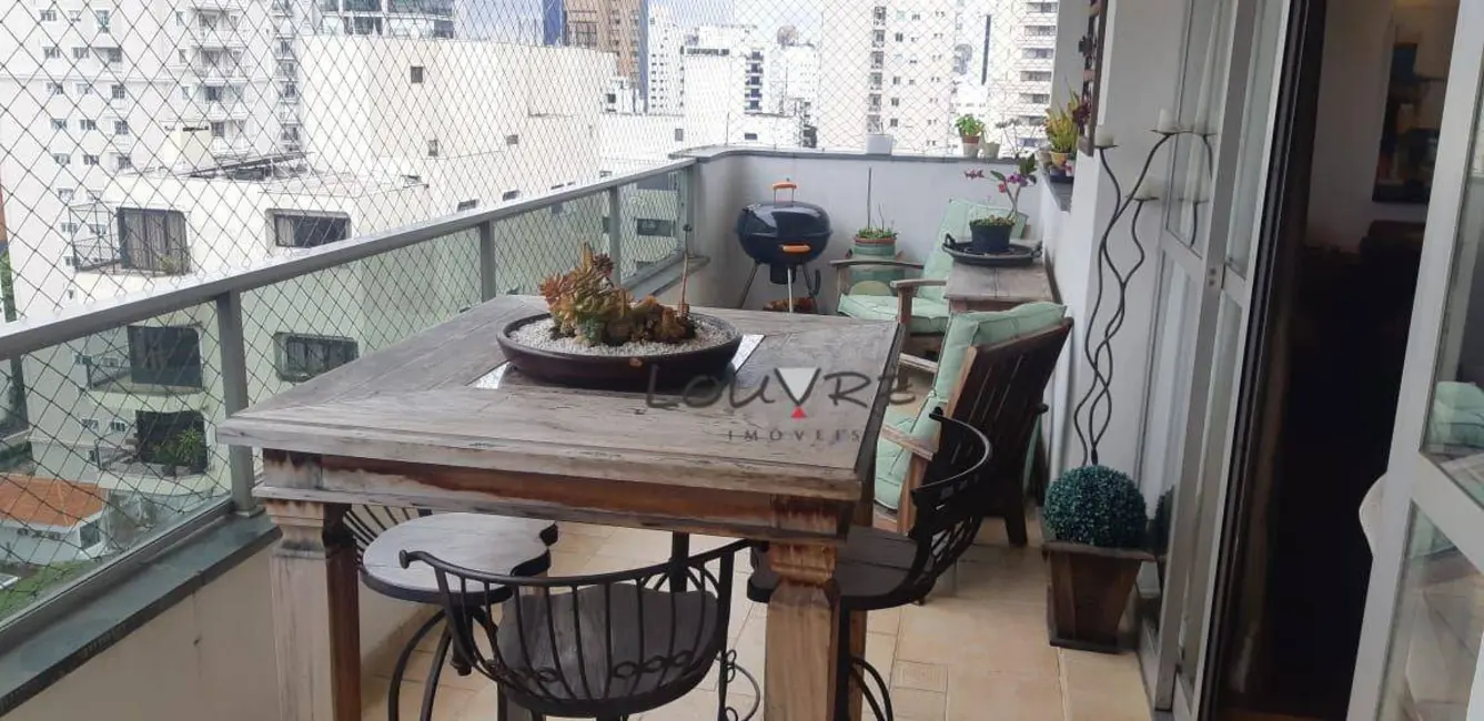 Foto 1 de Apartamento com 4 quartos à venda, 240m2 em Moema, São Paulo - SP