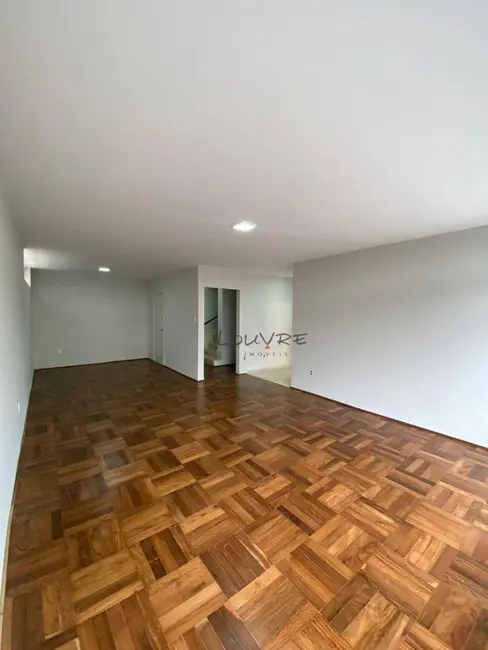 Foto 8 de Casa com 3 quartos à venda, 210m2 em Vila Olímpia, São Paulo - SP