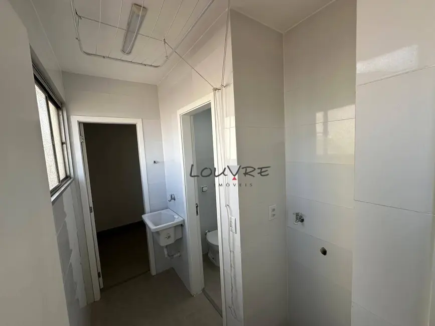 Foto 4 de Apartamento com 2 quartos para alugar, 75m2 em Campo Belo, São Paulo - SP
