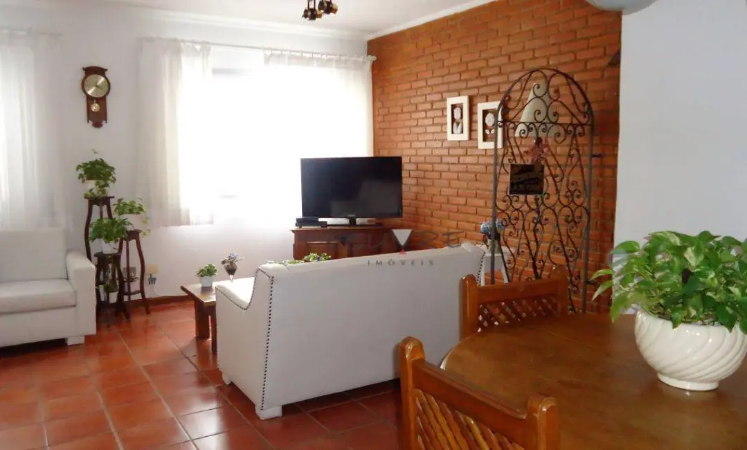 Foto 3 de Apartamento com 2 quartos à venda, 74m2 em Moema, São Paulo - SP