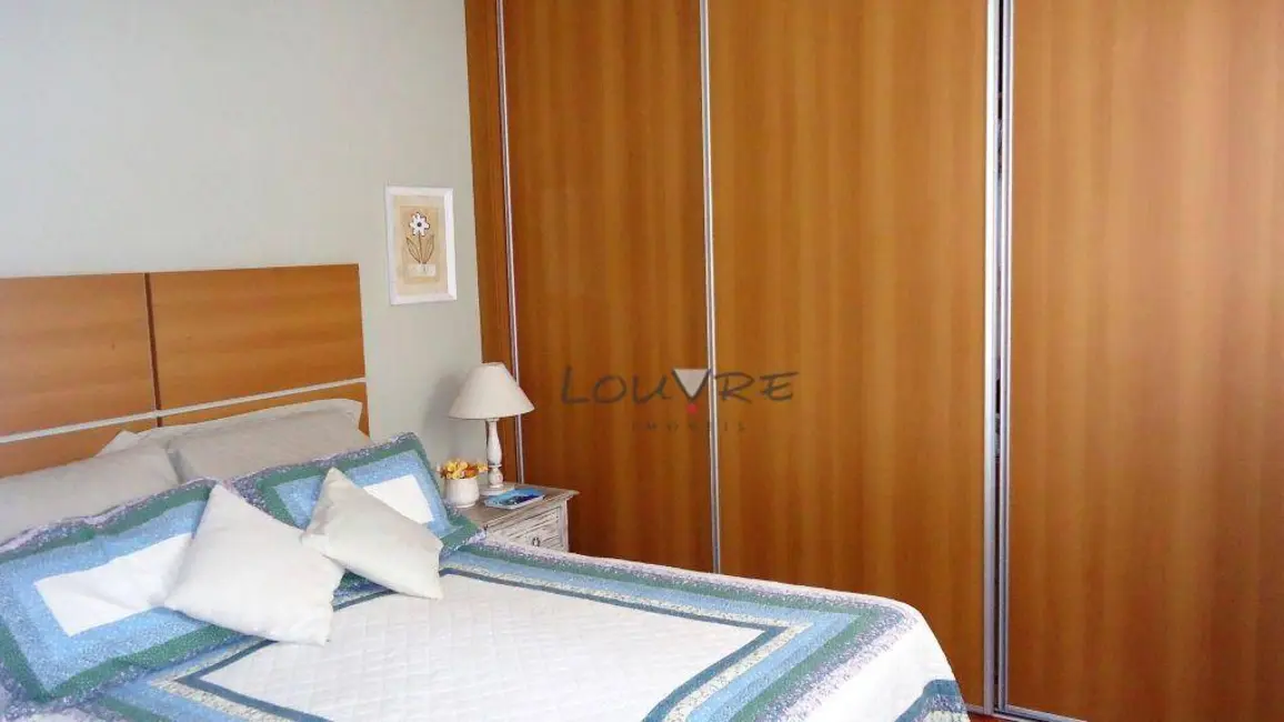 Foto 4 de Apartamento com 2 quartos à venda, 74m2 em Moema, São Paulo - SP
