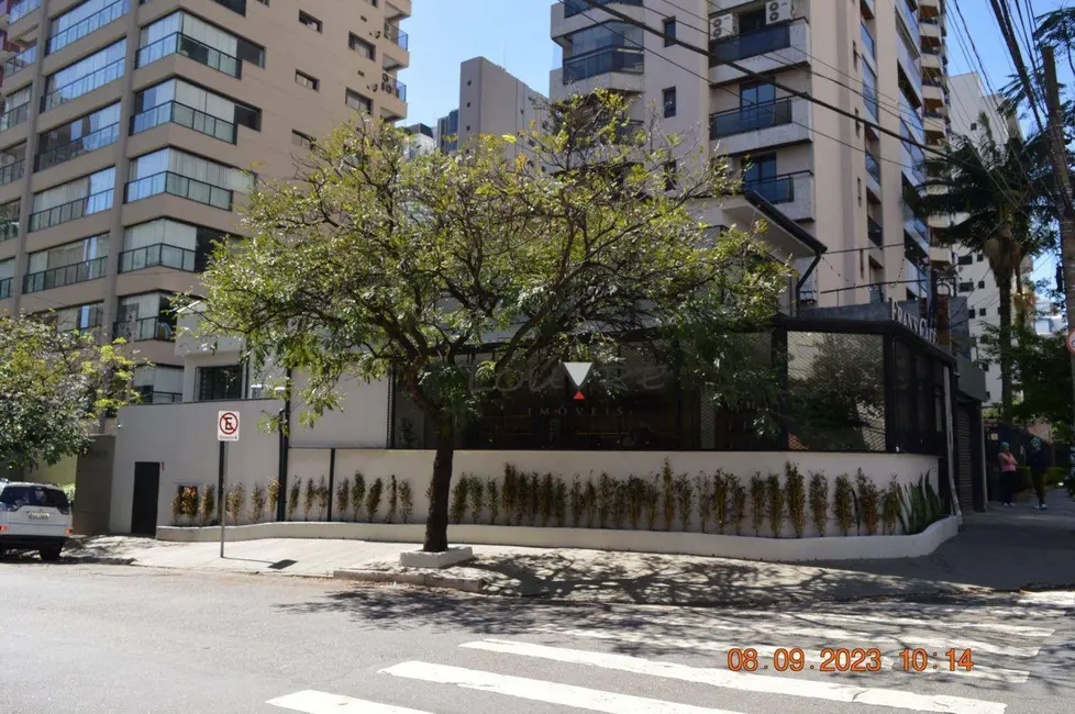 Loja à venda e para alugar, 130m2 em Moema, São Paulo - SP - imagem 1 Foto 1 de Loja à venda e para alugar, 130m2 em Moema, São Paulo - SP