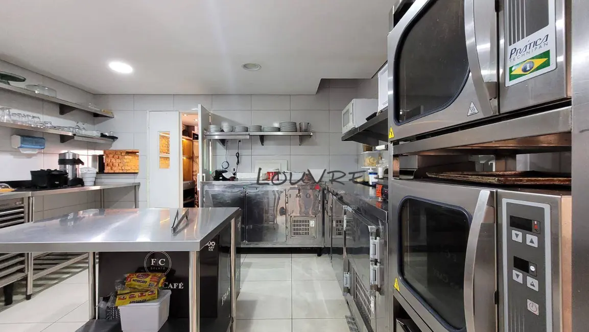 Loja à venda e para alugar, 130m2 em Moema, São Paulo - SP - imagem 8 Foto 8 de Loja à venda e para alugar, 130m2 em Moema, São Paulo - SP