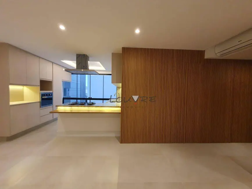 Foto 1 de Cobertura com 3 quartos à venda, 170m2 em Vila Olímpia, São Paulo - SP