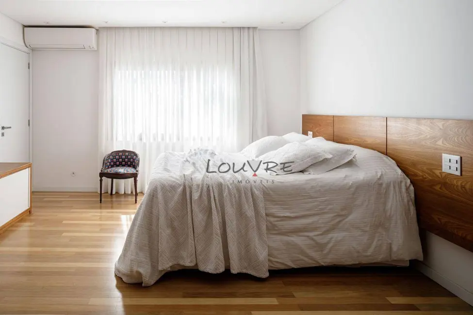 Foto 9 de Casa com 3 quartos à venda, 300m2 em Indianópolis, São Paulo - SP